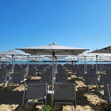 Hotel Flying Pesaro Dış mekan fotoğraf