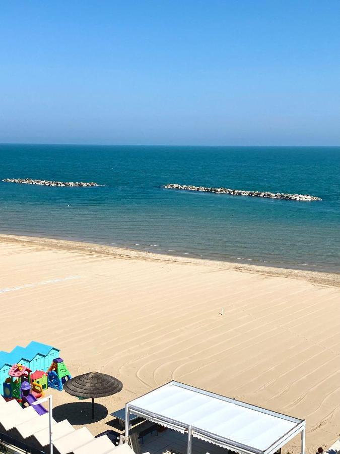Hotel Flying Pesaro Dış mekan fotoğraf