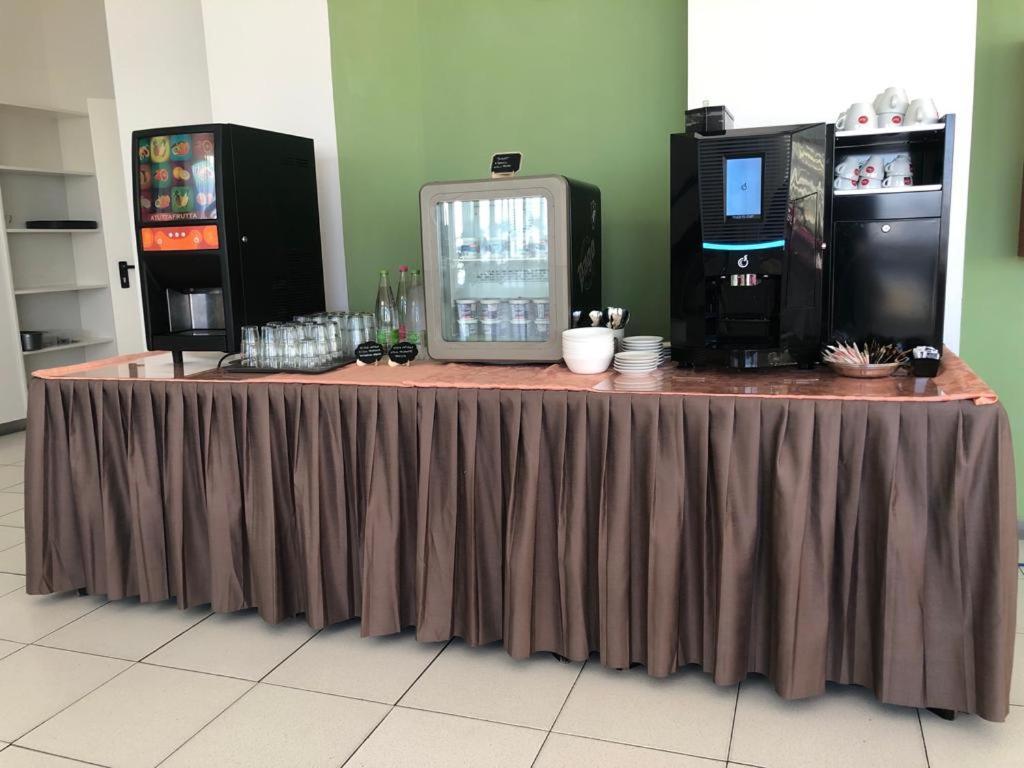 Hotel Flying Pesaro Dış mekan fotoğraf