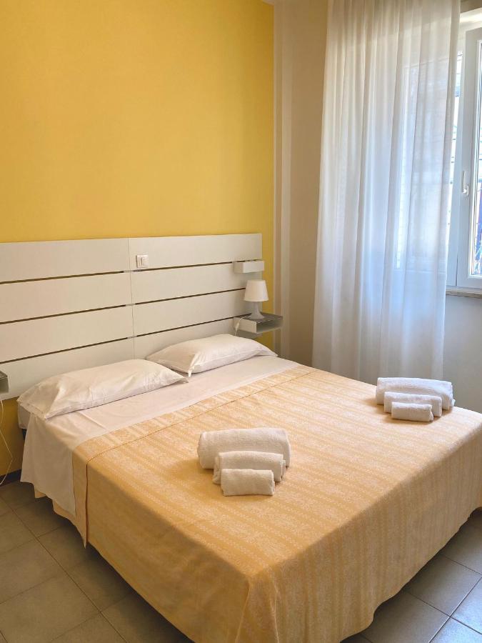 Hotel Flying Pesaro Dış mekan fotoğraf