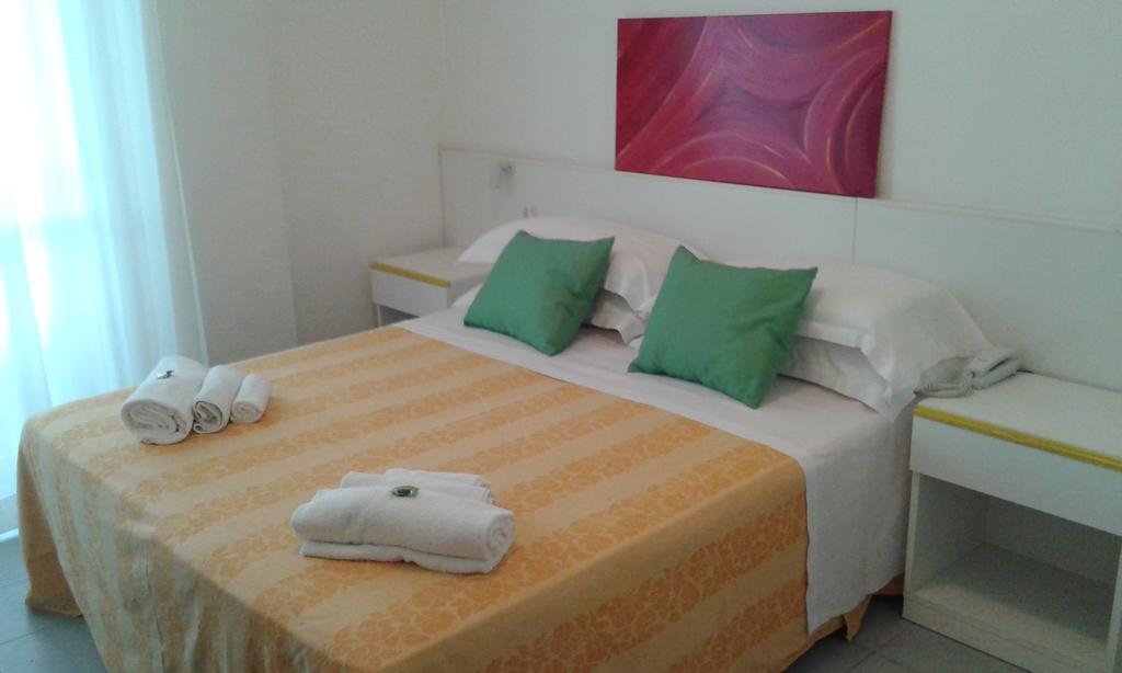 Hotel Flying Pesaro Dış mekan fotoğraf